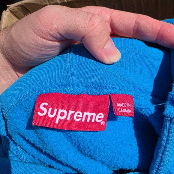 Supreme x Dr. Seuss Hoodie " Cat in the Hat Bright Royal" - Picture 3 of 6